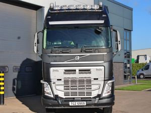 2021 (21) VOLVO FH540 6X4 TRACTOR UNIT (EURO 6) - Image 3