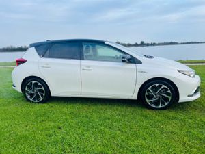 Toyota Auris / HYBRID / AUTO - Image 3