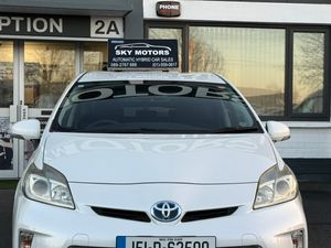 2015 Toyota Prius Plus 1.8 Hybrid automatic - Image 2