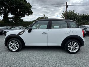 132 MINI COUNTRYMAN SD 2.0D - Image 2
