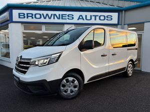 2023 Renault Trafic 9 Seater Automatic Business - Image 2