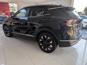 Kia Sportage PHEV 2023 - Image 2