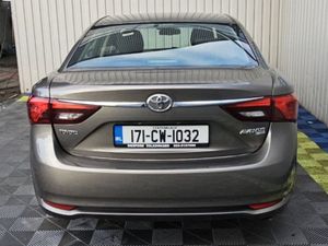 2017 Toyota Avensis 1.6 D Luna - Image 4