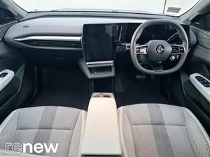 Renault Scenic E-Tech 87kWh 220hp Iconic - Image 2
