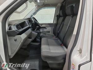 Volkswagen Transporter ** HUGE SPEC ** T6 ** 2.0 T - Image 4