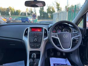 ==1.4 PETROL//LOW MILERS//NEW NCT// - Image 2