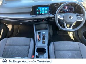 Volkswagen Golf Style Mild Hybrid 1.5 eTSI 150HP - Image 2