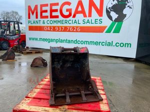 24" DIGGING BUCKET.......45mm PINS........250f. - Image 2