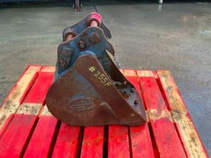 12" STRICKLAND BUCKET.......35mm PINS.....255f. - Image 3