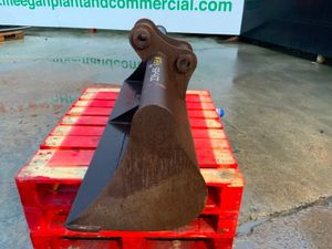 62" GRADING BUCKET......45mm PINS......73s. - Image 3