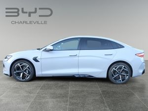 2024 BYD SEAL AWD EXCELLENCE - Image 2