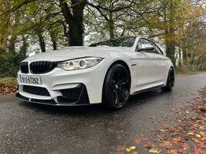 161 BMW M4 DCT F82 MINERAL WHITE LOW KMS FINANCE - Image 3