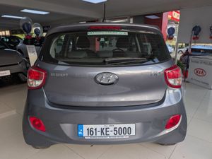 Hyundai i10 Deluxe 2016 - Image 3