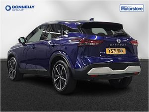 Nissan Qashqai Hatchback Tekna - Image 3