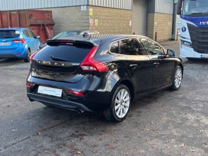 2016 VOLVO V40 1.5 T3 AUTO 5DR FULLYLOADED - Image 4