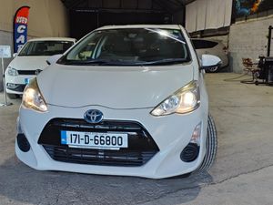 2017 Toyota Aqua Low milage - Image 2