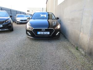 Hyundai i30 1.6 CRDI REVERSE CAMERA - Image 2