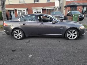 Jaguar XF - Image 2