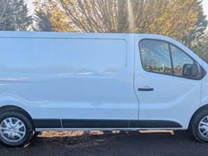 Renault Trafic 2021/ VAT INCL /DOE 04/26. - Image 4