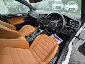 Volkswagen Golf (152) 1.4 TSI SPECIAL TAN LEATHER - Image 3