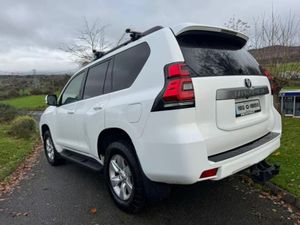 + vat Toyota Land Cruiser 2019 LWB - Image 4