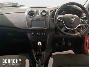 Dacia Sandero Stepway TCe 90 S&S STEPWAY SIGNATURE - Image 3