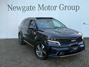 Kia Sorento Diesel 7 Seat K4 - Pan Roof - Two tone - Image 4