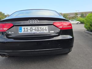 AUDI A5 SPORTBACK / 2011 / 2.0 DIESEL / AUTOMATIC - Image 4