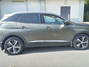 PEUGEOT 3008 / 2019 / 1.5 DIESEL / MANUAL - Image 4