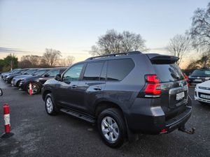 Toyota Land Cruiser Land CRU LC LWB GX Comm 4DR - Image 3