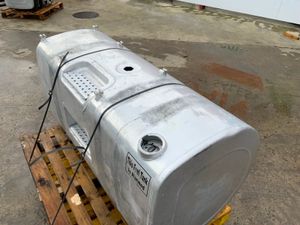 Volvo FH 550lt Aluminium Diesel Tank....21335679. - Image 4