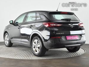 Opel Grandland X SC 1.2i 130PS 6 Speed - Image 3