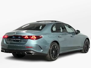 Mercedes-Benz E-Class 300de AMG - HUGE SPEC - 20 I - Image 4