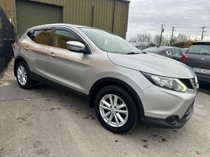 Nissan Qashqai 2014 1.6 Manual Diesel NCT=Tax - Image 3