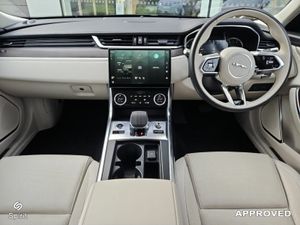 Jaguar XF 2.0 D S automatic - Image 4