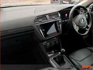 Volkswagen Tiguan 2.0 TDI 150HP Highline DSG **AUT - Image 4
