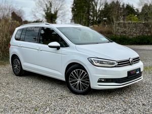 2017 Volkswagen Touran Highline 7 Seater Automatic - Image 2