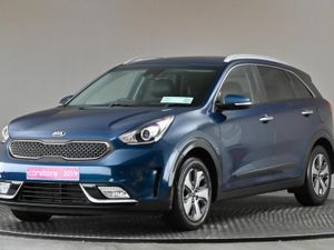 Kia Niro 1.6 GDI 139 BHP **HALF GREY LEATHER** - Image 3