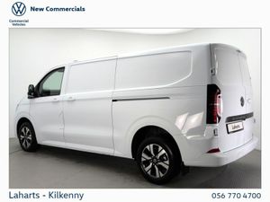 Volkswagen Transporter 28 VAN LWB TRENDLINE 110HP - Image 4