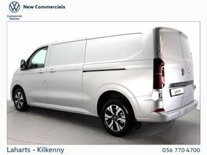 Volkswagen Transporter 28 VAN LWB TRENDLINE 110HP - Image 4