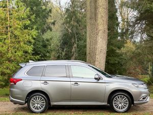 2.4GX4 PLUG IN HYBRID - Image 4