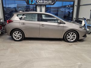 15 TOYOTA AURIS 1.6 DIESEL - Image 3