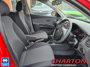 Kia Rio 1.4 TX PET MY11 5DR - Image 4