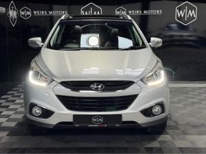 Hyundai ix35 1.7 PREMIUM 4DR - Image 3