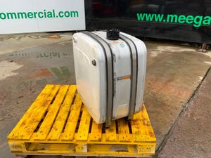 Volvo FMX 200lts Padoan Hydraulic Tank Cradle. - Image 2