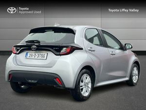 Toyota Yaris Yaris Hybrid 115 Luna - Image 2