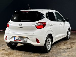 Hyundai i10 1.0 MANUAL - ALLOY WHEELS - CRUISE CON - Image 4