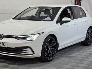 Volkswagen Golf Hatchback - Image 2