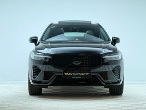 Volvo XC60 T8 RECHARGE ULTRA BLK EDITION AWD *PAN - Image 2