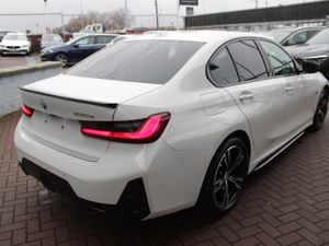 330E PLUG IN HYBRID M-SPORT PLUS PACK // HUGE SPEC - Image 4